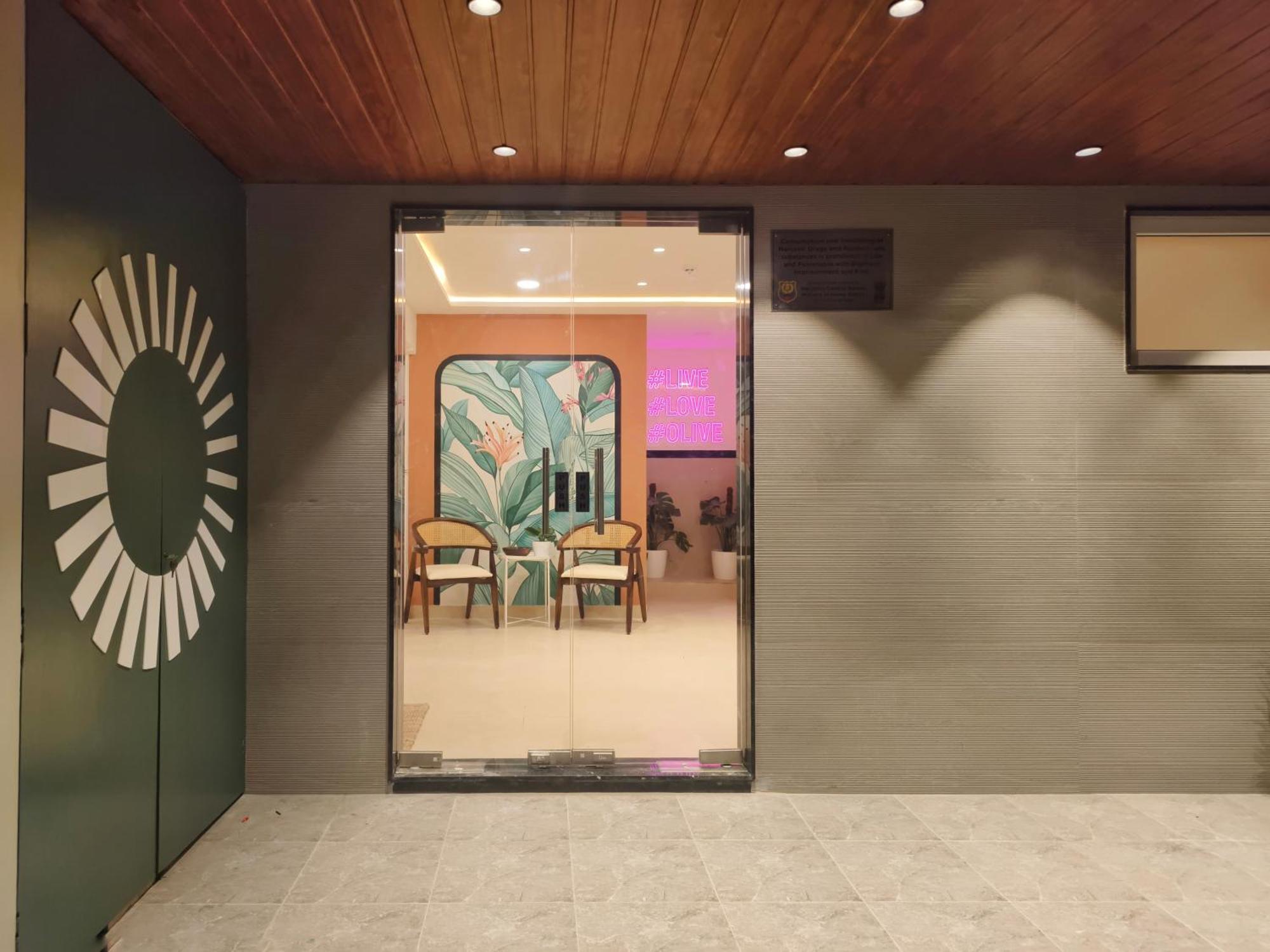 Olive Hotel Millers Road By Embassy Group Bangalore Ngoại thất bức ảnh